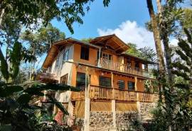 5 Bed Riverside Property for Sale in Mindo Pichincha