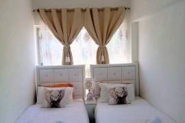 Superb 9 Bed Guest House For Sale in Queensburgh Durban South