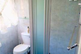 Superb 9 Bed Guest House For Sale in Queensburgh Durban South