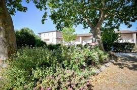 Stunning 3 Bedroom Leaseback Apartment For Sale In Chateau De Jouarres Azille Languedoc-Roussillion France Stunning 3 Bedroom Leaseback Apartment For Sale In Chateau De Jouarres Azille Languedoc-Roussillion France