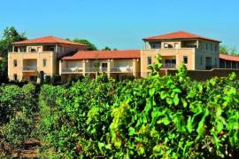 Stunning 3 Bedroom Leaseback Apartment For Sale In Chateau De Jouarres Azille Languedoc-Roussillion France Stunning 3 Bedroom Leaseback Apartment For Sale In Chateau De Jouarres Azille Languedoc-Roussillion France