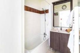 Stunning 1 Bed Leaseback Apartment For Sale in Orleans