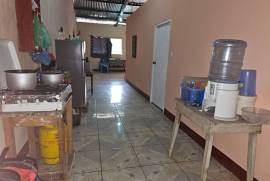 Superb 2 Bedroom House For Sale in Managua