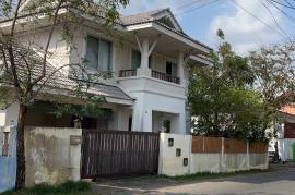 Excellent 3 Bedroom House For Sale in Bangkok
