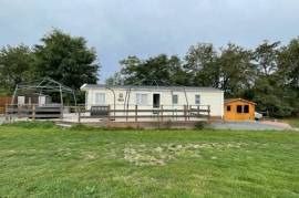 Static 2 Bed Caravan For Sale in Airvault Deux Sevres