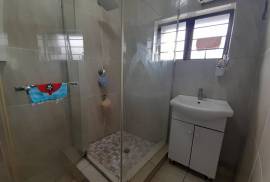 Stunning 2 Bedroom Apartment For Sale in Durban South