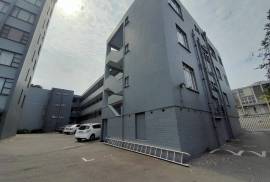 Stunning 2 Bedroom Apartment For Sale in Durban South