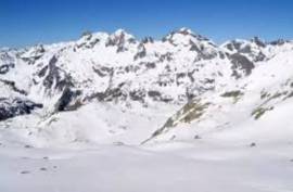 Stunning 2 Bed Ski Apartment For Sale in Panticosa Huesca
