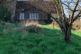 Excellent 3 Bedroom House and Barn Renovation Project for Sale In Saizy Burgundy