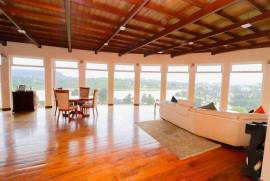 Luxury 5 Bed Villa Acacia for sale in Nuwara Eliya Sri