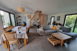 Stunning 5 Bedroom Villa For Sale in Biscarrosse Atlantic Coast South West