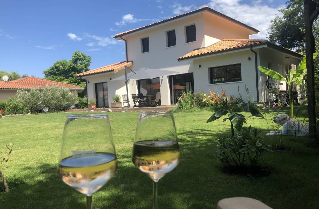Stunning 5 Bedroom Villa For Sale in Biscarrosse Atlantic Coast South West