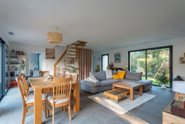 Stunning 5 Bedroom Villa For Sale in Biscarrosse Atlantic Coast South West