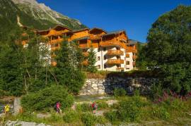 Stunning 2 Bed Ski Leaseback Apartment for Sale in Residence Geolia Le Blanchot Haute Savoie
