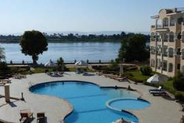 Stunning 2 Bed Apartment For Sale in Luxor Resort Complex Luxor