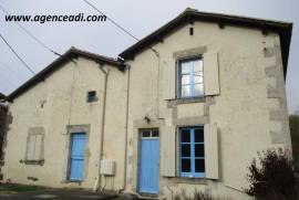 Excellent Double House for Sale in La Rousseliere Clave Deux Sevres
