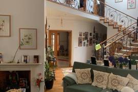 Luxury 4 Bed Villa For Sale in Porto