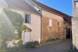 Excellent 3 Bed House For Sale in Saint Clement sur Guye Saone et Loire in