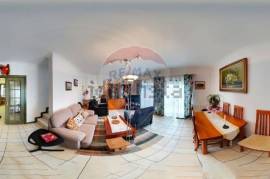 Stunning 3 Bed Apartment For Sale in Colares Sintra