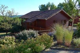 Luxury 3 Bed Lodge for sale in Souillac Golf and Country Club in Lachapelle-Auzac Lot