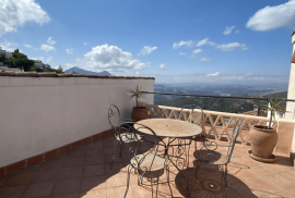 2 Stunning Properties with 5 bedrooms for sale in Gaucin Malaga Andalucia