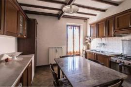 Stunning 2 Bedroom Apartment for Sale in Panicale Perugia Umbria