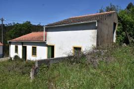 Charming Old Cottage in Bouca near Penela Central Portugal