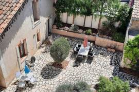 Superb And Unique Bourgeoise Home With Its Gardian Home On A 595 M2 Plot With Pool.