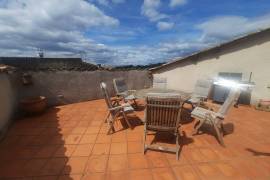 Beautiful Village House With 155 M2 Of Living Space, Garage, Stable And Terrace With Views.