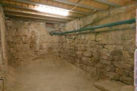 Nice Village House With 82 M2 Of Living Space, Cellar Of 50 M2, Roof Terrace And Attic.