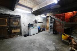 Nice Village House With 82 M2 Of Living Space, Cellar Of 50 M2, Roof Terrace And Attic.