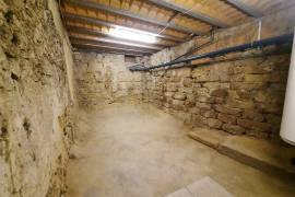 Nice Village House With 82 M2 Of Living Space, Cellar Of 50 M2, Roof Terrace And Attic.