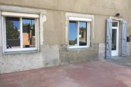 Superb Character Property With 311 M2 Of Living Space, Annexe And Park Of 1660 M2. Unique