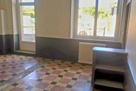 Superb Character Property With 311 M2 Of Living Space, Annexe And Park Of 1660 M2. Unique