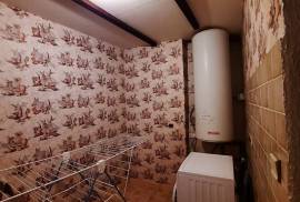 Nice Village House In Very Good Condition With 115 M2 Of Living Space And Possibility To Create A Roof Terrace.