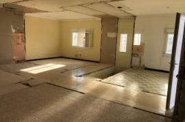 Villa To Renovate Into Apartments Or Into A Family Home, On 356 M2 At 5 Minutes From The Beach.