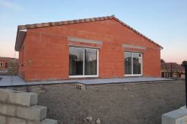 New Single Storey Villa With 105 M2 Of Living Space On A 352 M2 Plot.