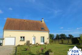 Detached House with Landscaped Garden