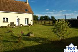 Detached House with Landscaped Garden