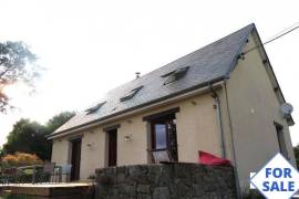 Detached House with Garden