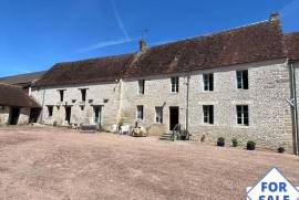 Exceptional Period Property with Lake and Garden