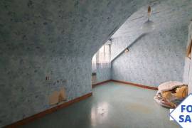Habitable Country House to Renovate