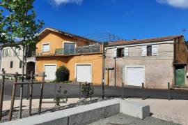 Villa With Guest Gite, 3 Garages, Garden, Terrace With Views of River