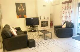 SOLD - MORE NEEDED! Gorgeous 3+2 Bed Townhouse with Pool & Garage Ref 313