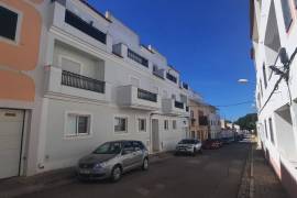 SOLD - Congratulations to the new owner! Village Apartment with Garage Ref 200