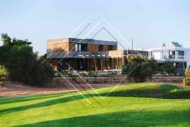 LUXURY GOLF ALGARVE VILLA Ref 400