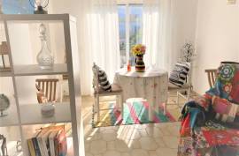 SOLD - MORE NEEDED! Beachside 2 Bed Apartment REF 201