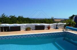 SOLD! Congratulations to the new owners SEA VIEW VILLA Ref 301