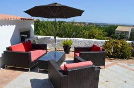 SOLD! Congratulations to the new owners SEA VIEW VILLA Ref 301