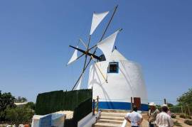 Mountain View Building Plot REF 021